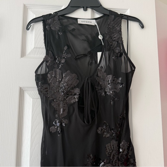 Rat & Boa Giulia Floral Sequin Embroidered Semi Sheer Dress Black NEW with tags - Picture 4 of 10